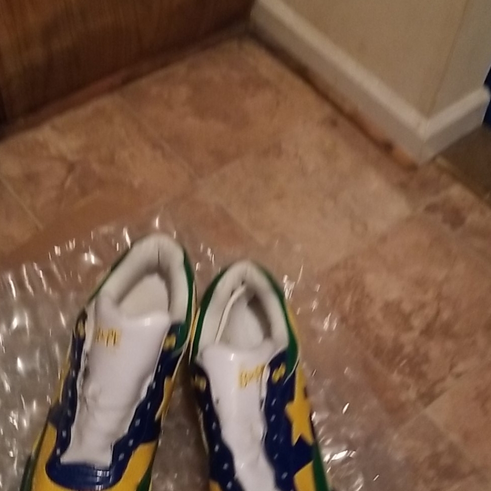 Bape Sneaker - Picture 4 of 4